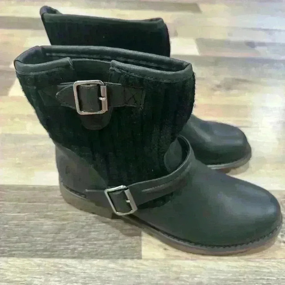 NWOT Chinese Laundry
Dirty Laundry By Chinese Laundry Women's Roger That Boot - Picture 5 of 11